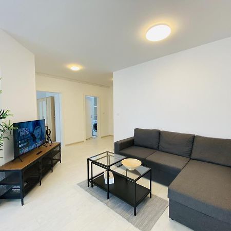 Charming Flat In Brasov With Balcony Panoramic View Daire Dış mekan fotoğraf