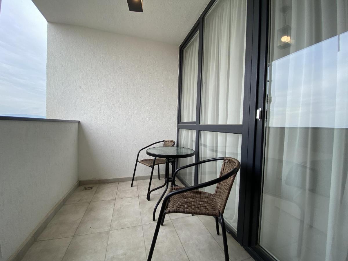 Charming Flat In Brasov With Balcony Panoramic View Daire Dış mekan fotoğraf
