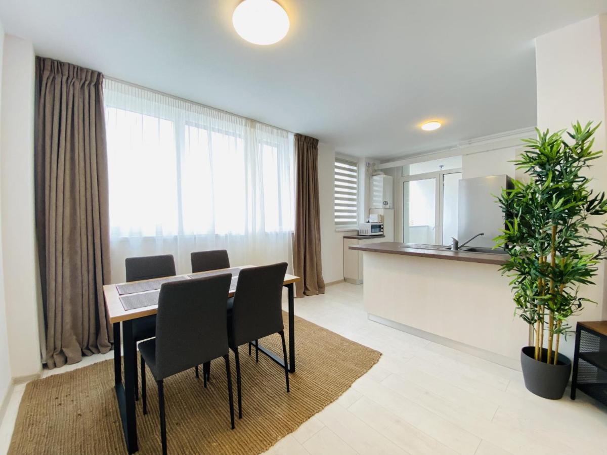 Charming Flat In Brasov With Balcony Panoramic View Daire Dış mekan fotoğraf